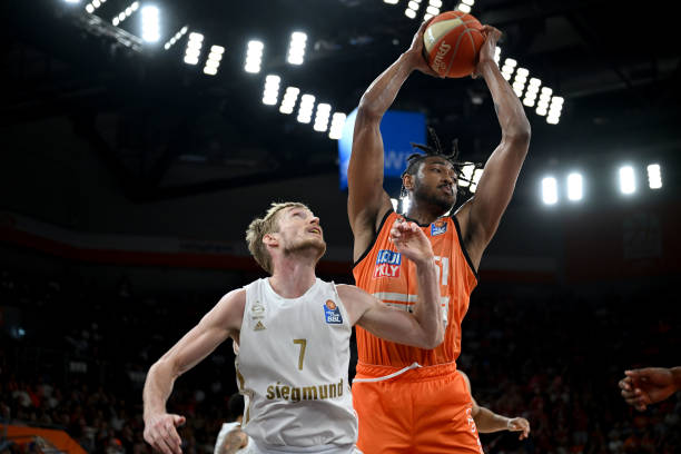 和战术亮点 和战术亮点