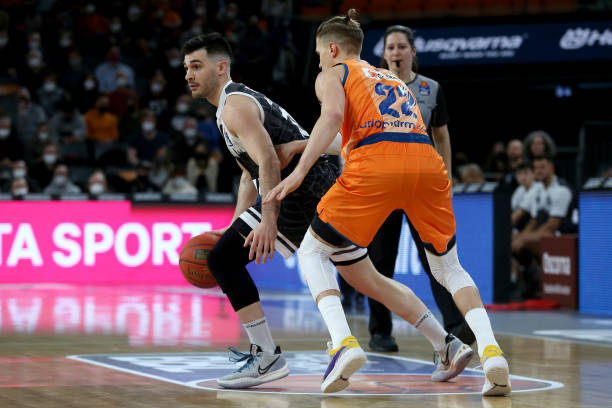 纵观欧洲足 纵观欧洲足